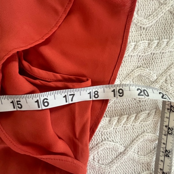 Stella & Dot Rich Rust Polyester Back Zip Blouse Women’s Size Small - Picture 15 of 15